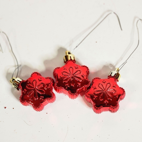 RED BABY CHRISTMAS ORNAMENTS - Picture 8 of 8